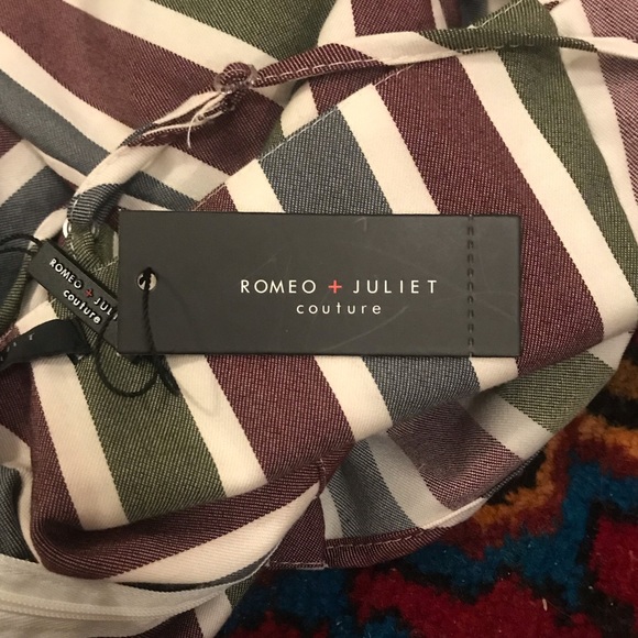 Jumpsuit - Picture 5 of 7